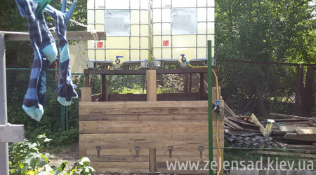 Капельный полив клубники